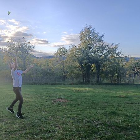 Chez Marthe, Organic Farm Stay Knin Exterior photo